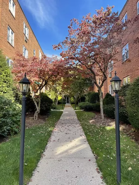 67 Colborne #4, Boston, MA 01235