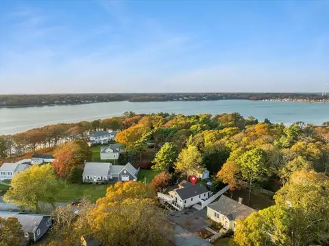 38 Rip Van Winkle Way, Bourne, MA 02532
