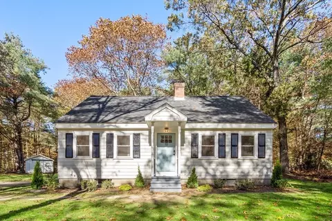 10 King St, Norfolk, MA 02056