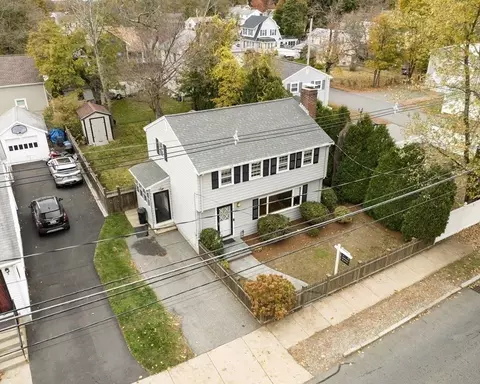 114 Spring St, Stoneham, MA 02180 photo 3