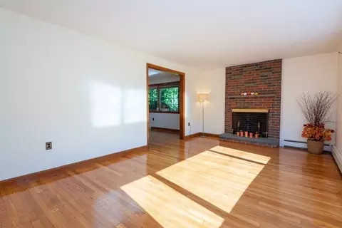114 Spring St, Stoneham, MA 02180 photo 6