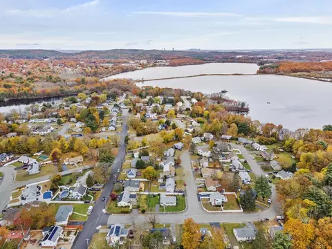 2 Marconi Dr, Randolph, MA 02368 photo 41