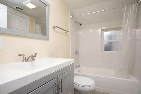 195 Eastern Ave, Worcester, MA 01605 photo 20