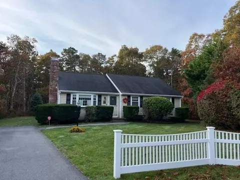 26 Clark Cir, Dennis, MA 02641