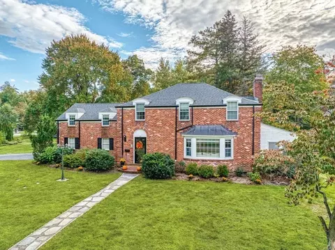 141 Englewood, Longmeadow, MA 01106