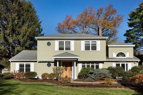 51 Wethersfield Rd, Natick, MA 01760 photo 2