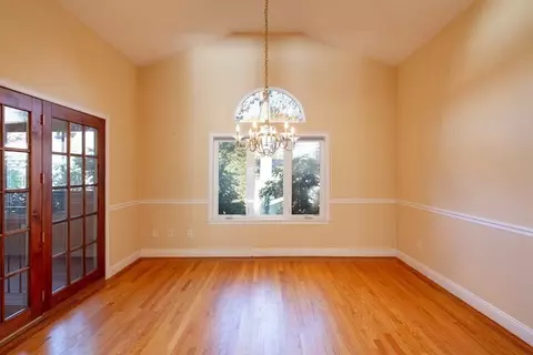 51 Wethersfield Rd, Natick, MA 01760 photo 7