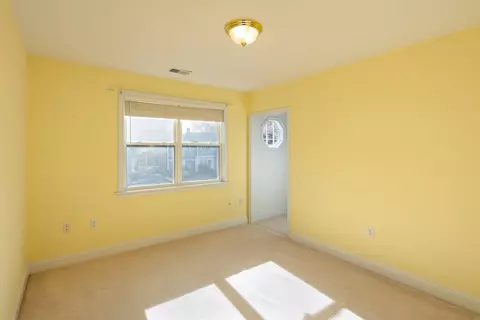 51 Wethersfield Rd, Natick, MA 01760 photo 9