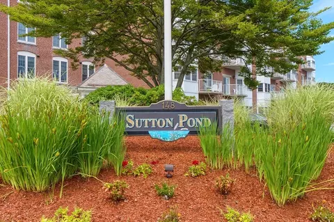 148 Main St #A211, North Andover, MA 01845