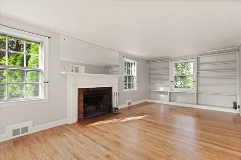 25 Endicott St, Dedham, MA 02026 photo 7