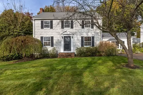25 Endicott St, Dedham, MA 02026