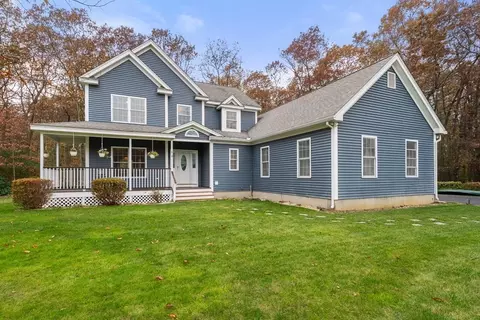 5 Marla Cir, Tyngsborough, MA 01879