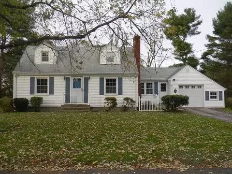 6 Valeda, Rehoboth, MA 02769