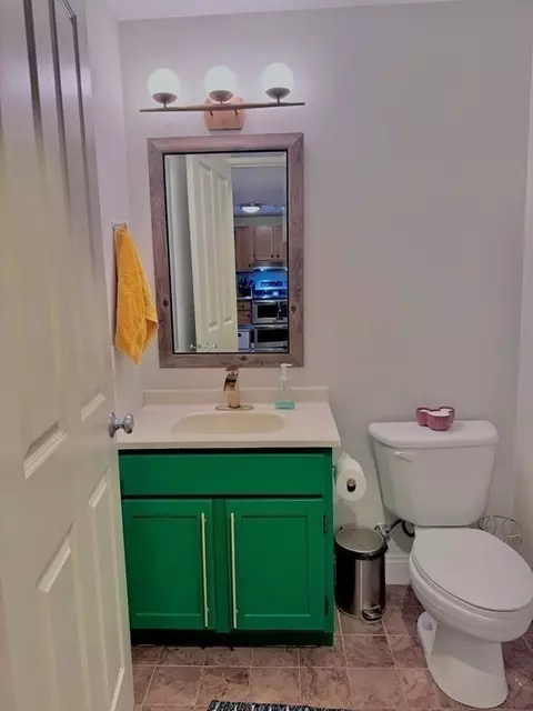 24 Cobblestone Ln #202, Gloucester, MA 01930 photo 11