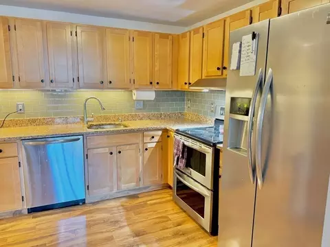 24 Cobblestone Ln #202, Gloucester, MA 01930 photo 7