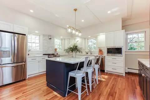 72 Mount Vernon St, Reading, MA 01867 photo 4