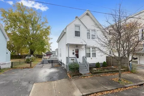 40 Norton St, Lynn, MA 01905