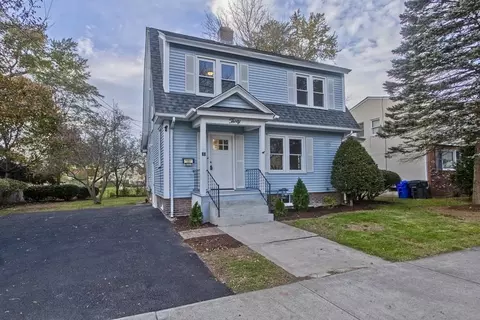 30 Winnipeg St, Springfield, MA 01108