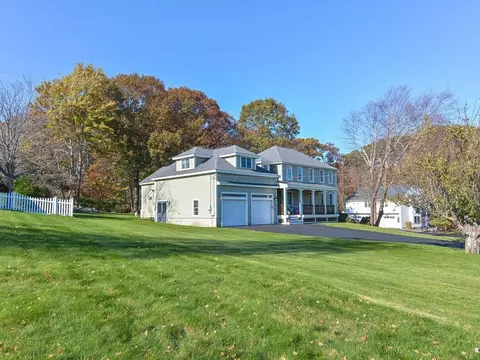 89 Mcclellan Rd, Sutton, MA 01590 photo 2