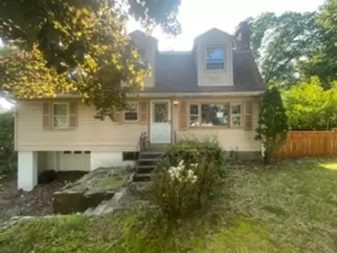 32 Clayton Ave, Attleboro, MA 02703