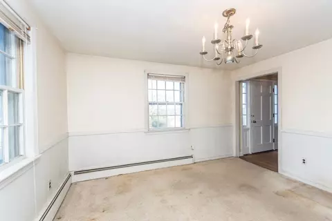 95 Upton Rd, Waltham, MA 02452 photo 8