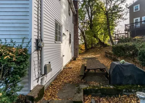 95 Upton Rd, Waltham, MA 02452 photo 29