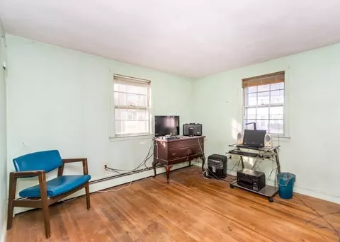 95 Upton Rd, Waltham, MA 02452 photo 23