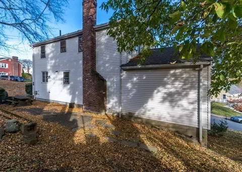 95 Upton Rd, Waltham, MA 02452 photo 30