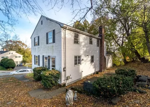 95 Upton Rd, Waltham, MA 02452 photo 28