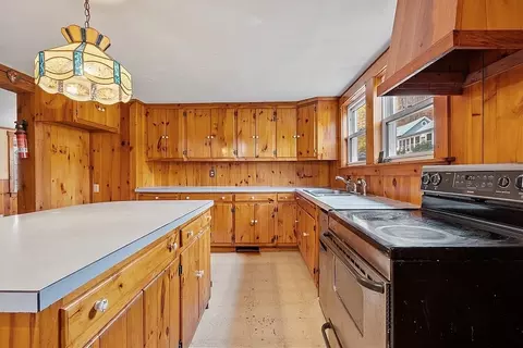 5 North St, Erving, MA 01344 photo 12