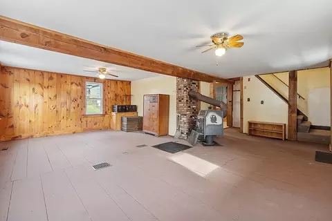 5 North St, Erving, MA 01344 photo 4