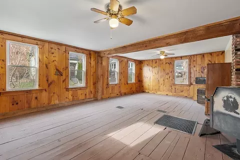 5 North St, Erving, MA 01344 photo 3