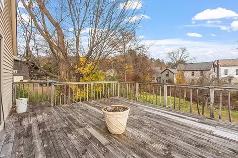 5 North St, Erving, MA 01344 photo 33