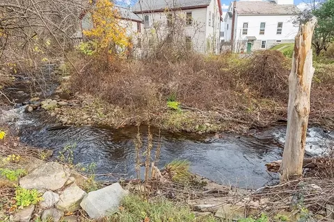5 North St, Erving, MA 01344 photo 37