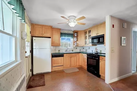 46 Turner St, Dedham, MA 02026 photo 6