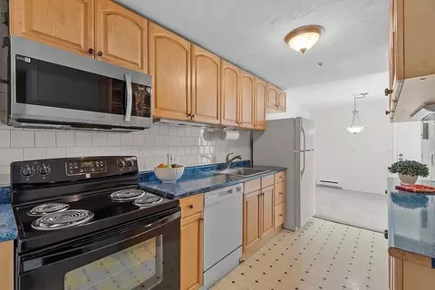 146 Swanson Rd #409, Boxborough, MA 01719 photo 3