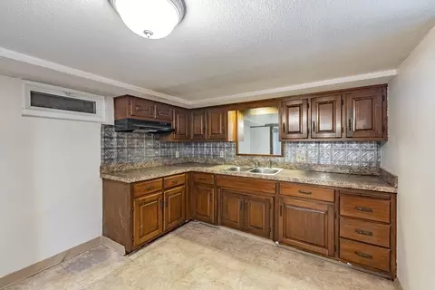 46 Lachine St, Chicopee, MA 01020 photo 22
