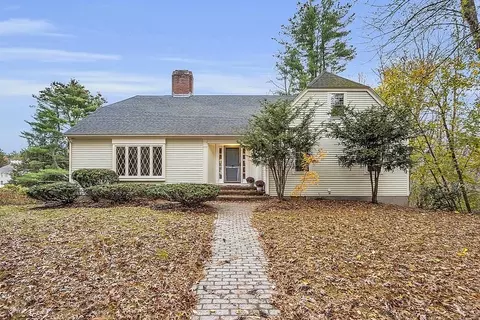 68 Willis Rd, Sudbury, MA 01776