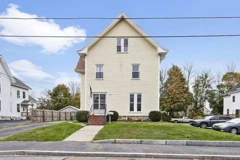 12 Clinton St, Taunton, MA 02780
