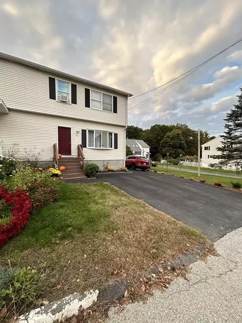 45 4th St, Worcester, MA 01602 photo 2