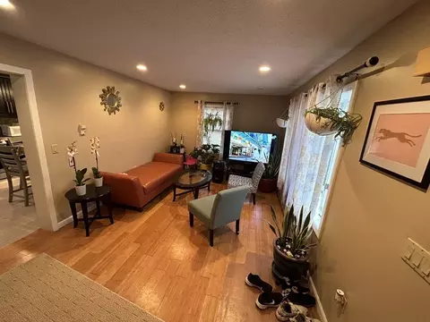 45 4th St, Worcester, MA 01602 photo 3
