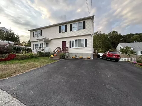 45 4th St, Worcester, MA 01602