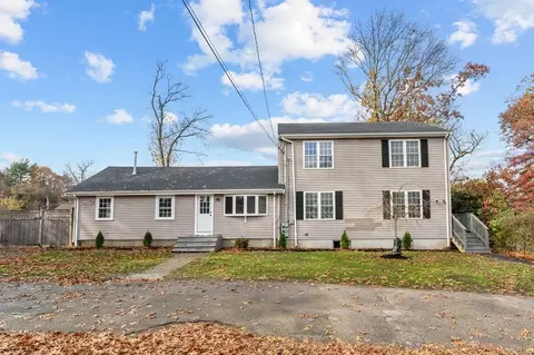21 Dale Rd, Holbrook, MA 02343