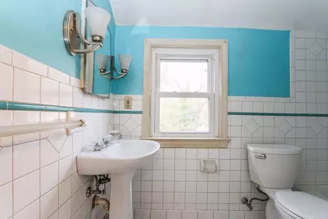 8 Maxwell Pl, Springfield, MA 01118 photo 25