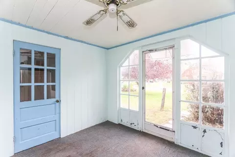8 Maxwell Pl, Springfield, MA 01118 photo 28