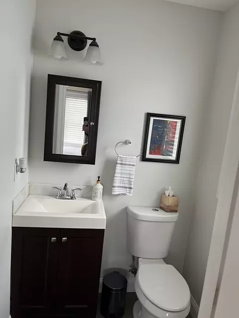 261 Connecticut Ave, Springfield, MA 01104 photo 18