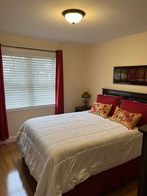 261 Connecticut Ave, Springfield, MA 01104 photo 17