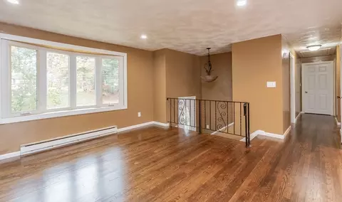 89 Elizabeth Dr, Raynham, MA 02767 photo 7