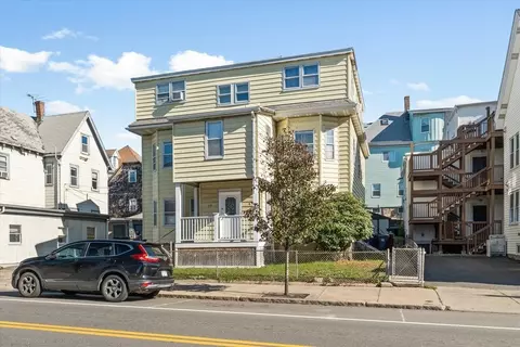 249 Main St, Everett, MA 02149 photo 2