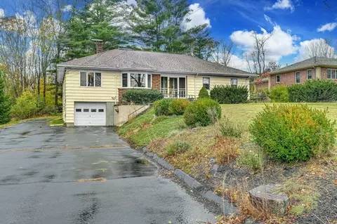 246 Thompson Rd, Webster, MA 01570 photo 3
